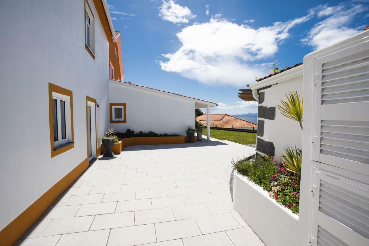 Alojamento de Turismo Rural Casa D'avó Guesthouse&apartment Urzelina